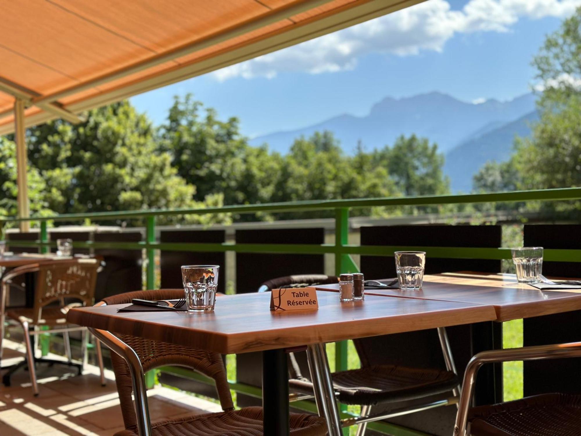 Logis Le Chalet Saint-Maurice-en-Trieves Exterior photo